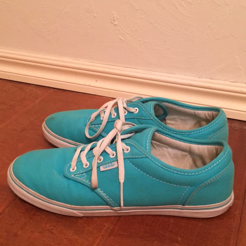 Vans - Picture 3 of 3